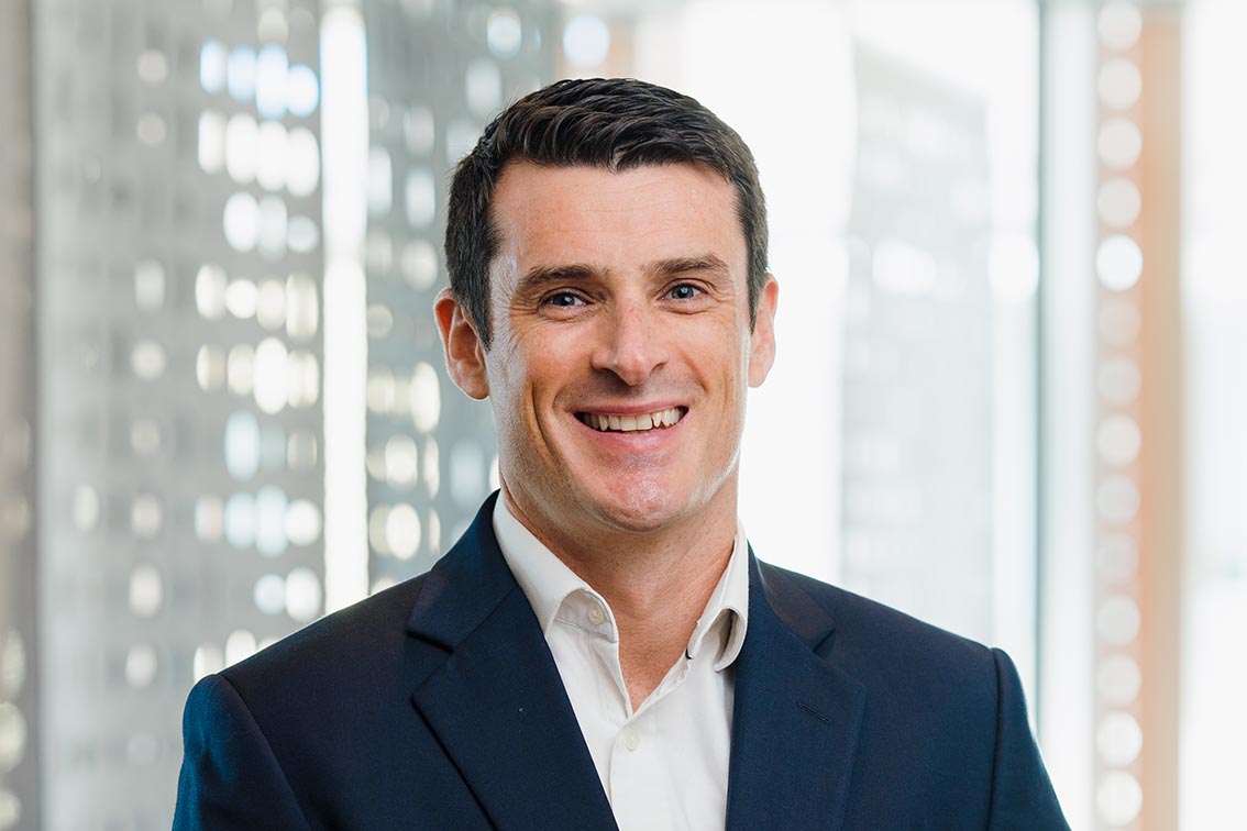 Website.Psd 0020 Michael Sharvin